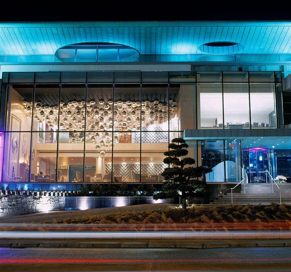 The G Hotel & Spa Galway Exterior foto The hotel's lobby